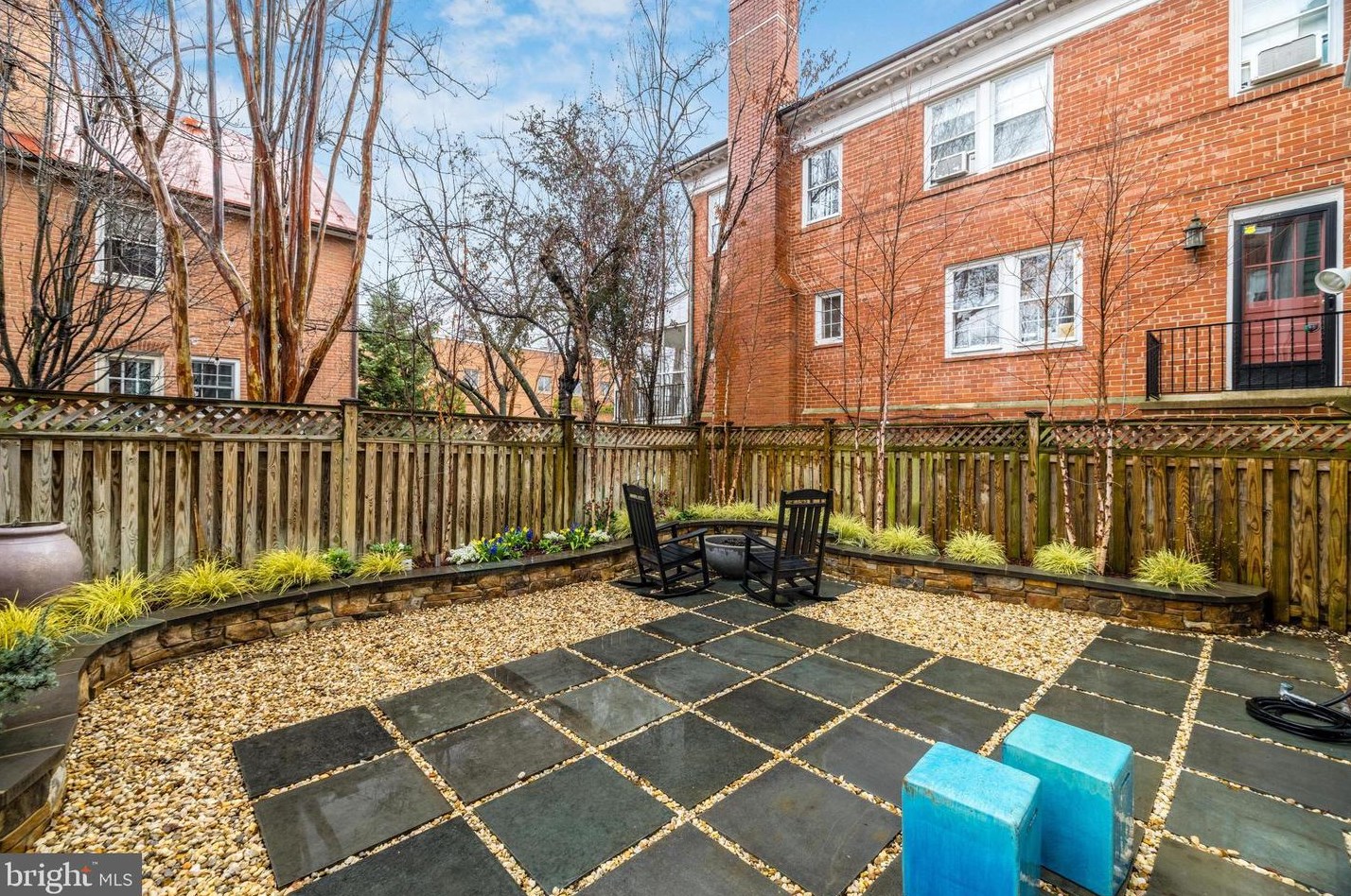 622 Lee St, Alexandria VA  22314-3820 exterior