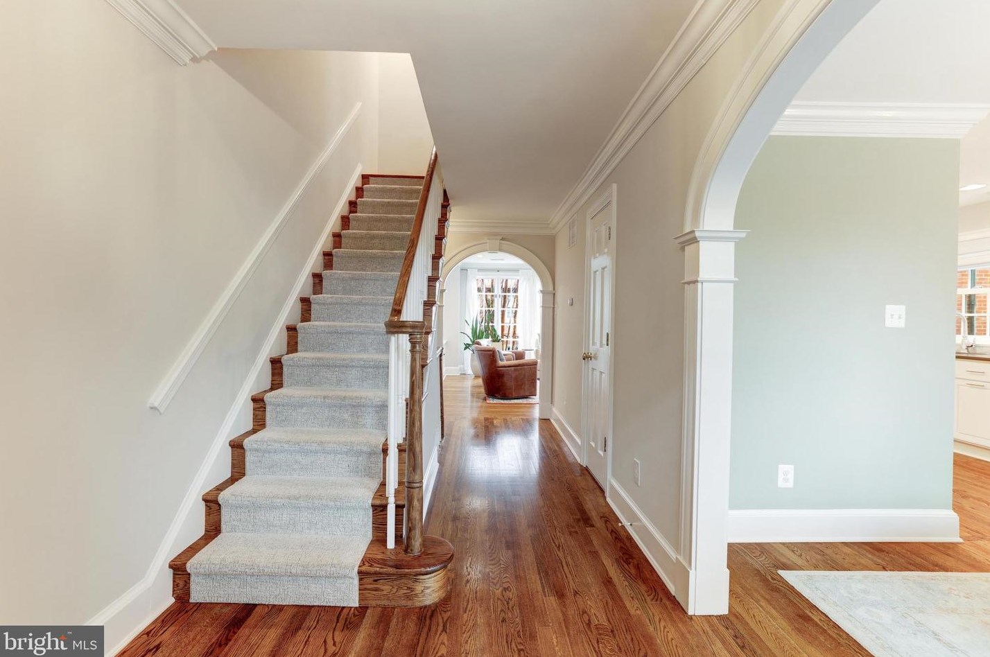 622 Lee St, Alexandria VA  22314-3820 exterior