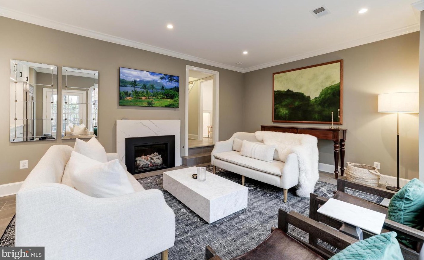 622 Lee St, Alexandria VA  22314-3820 exterior