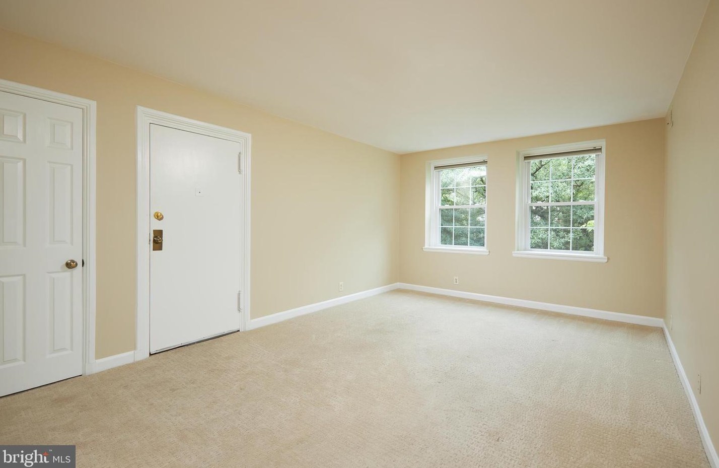 4900 29th Rd S #b1, Arlington, VA 22206