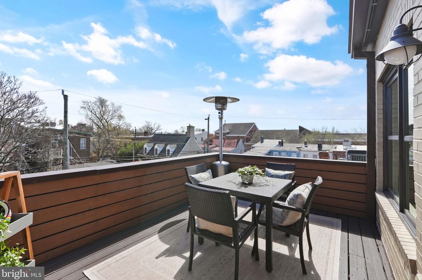 212 Patrick St, Alexandria VA 22314-2442 exterior