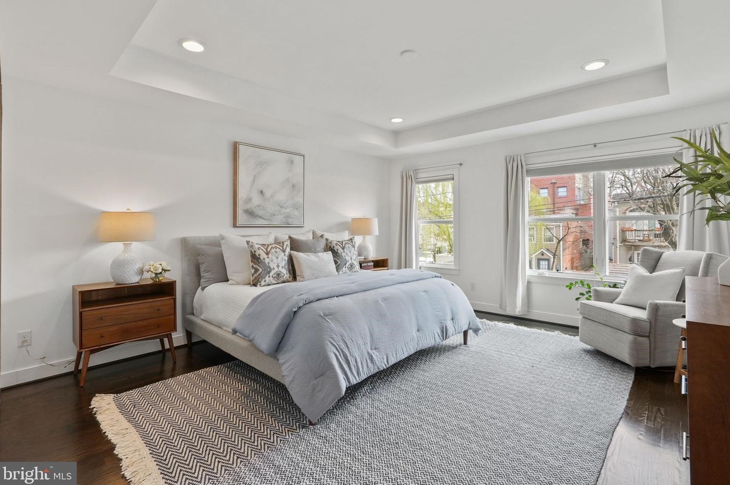 212 Patrick St, Alexandria VA 22314-2442 exterior