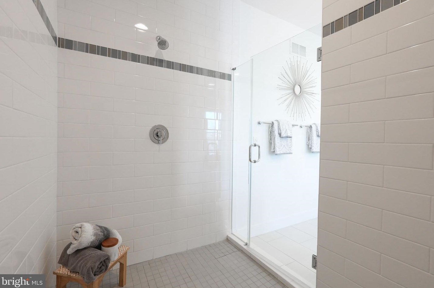 212 Patrick St, Alexandria VA 22314-2442 exterior