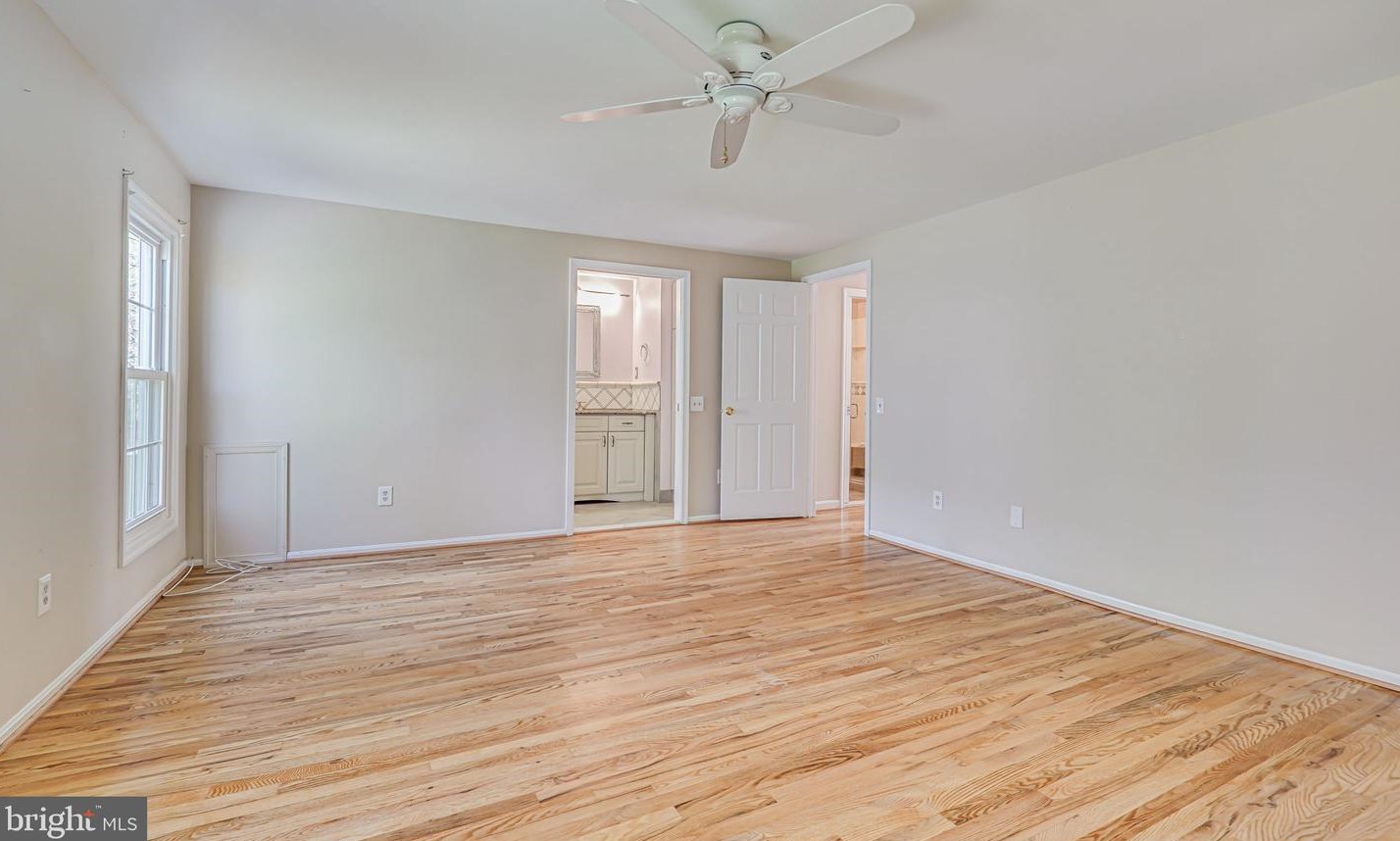 3959 Ft Worth Ave, Alexandria VA 22304-1711 exterior