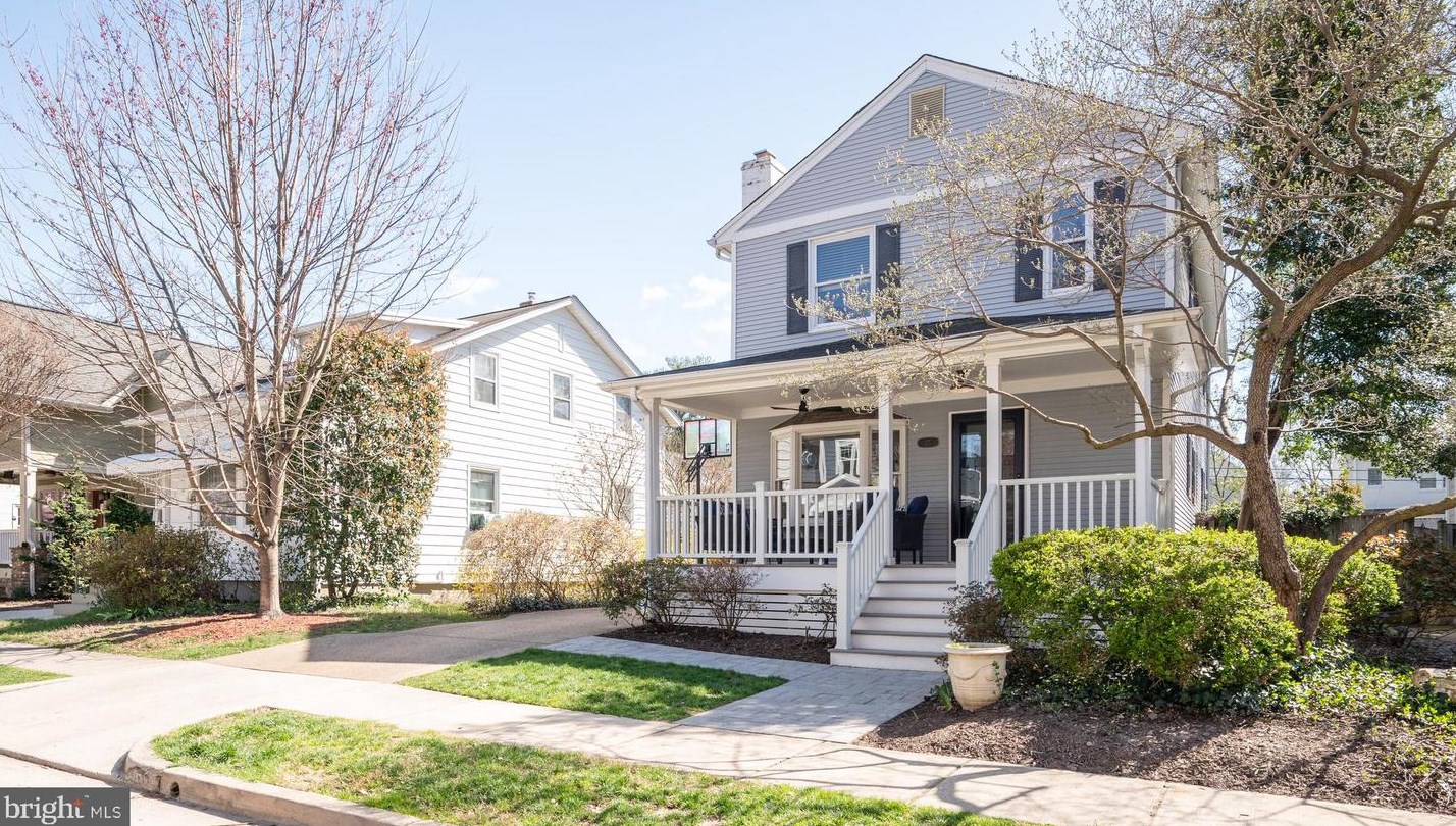 27 Maple St, Alexandria, VA 22301-2603