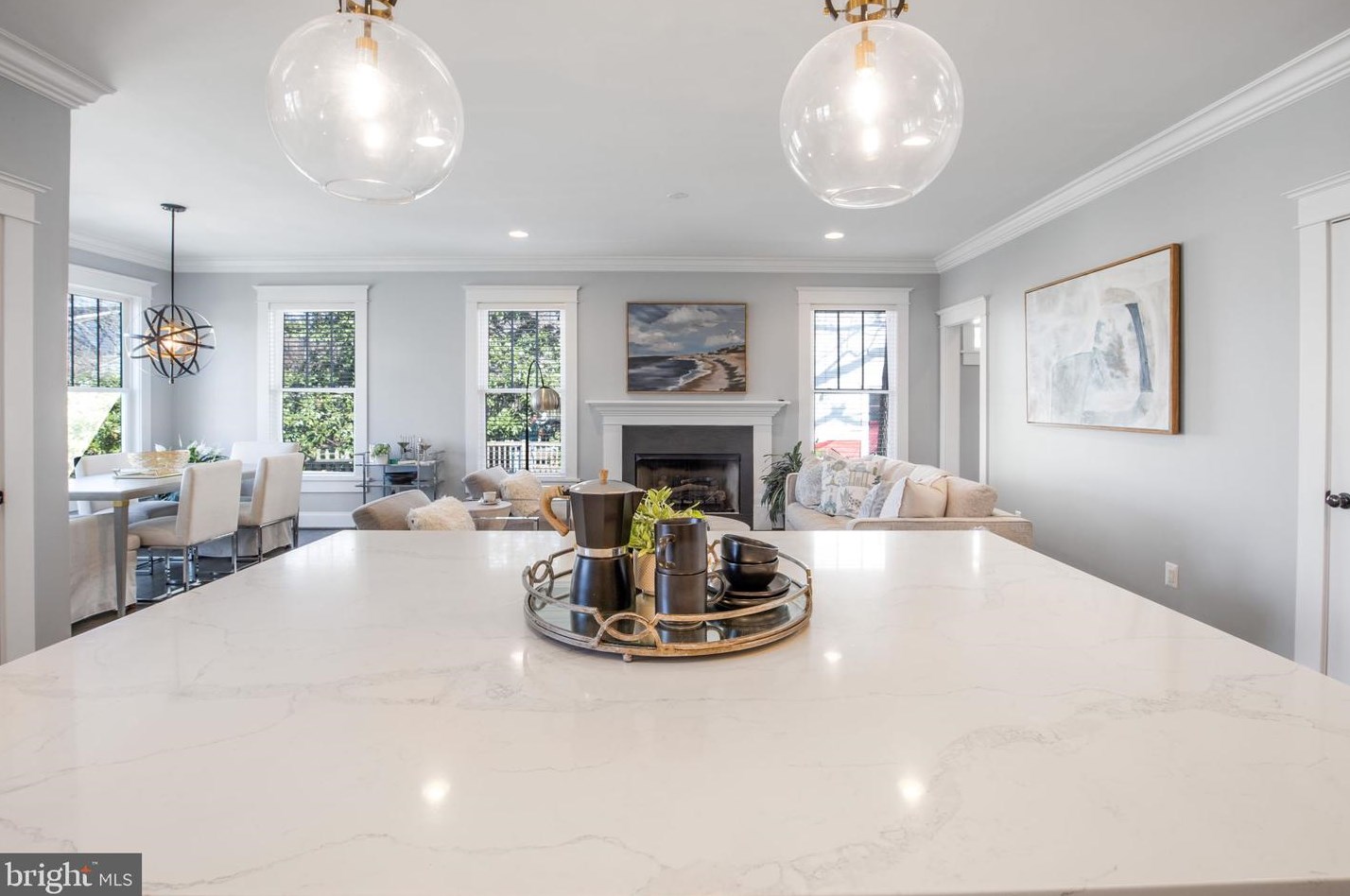 4 Alexandria Ave, Alexandria VA 22302-4204 exterior