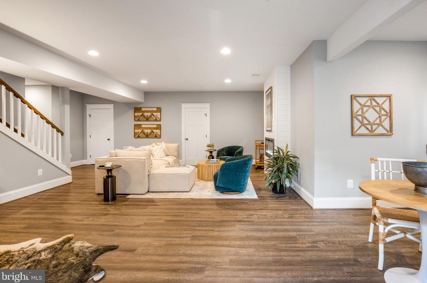 4 Alexandria Ave, Alexandria VA 22302-4204 exterior