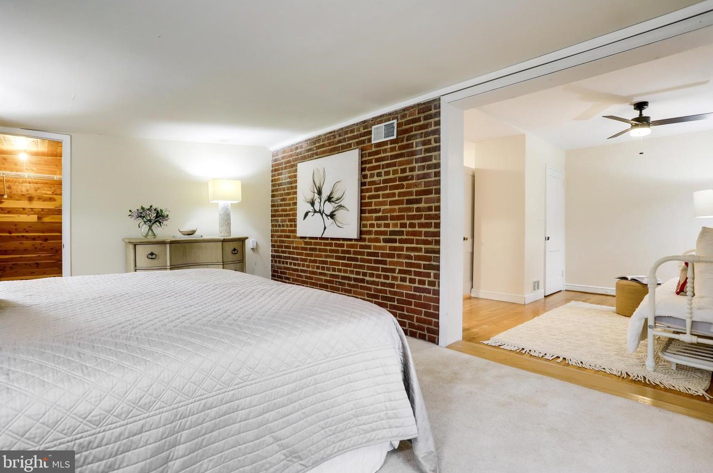 1321 Bayliss Dr, Alexandria VA 22302-3510 exterior