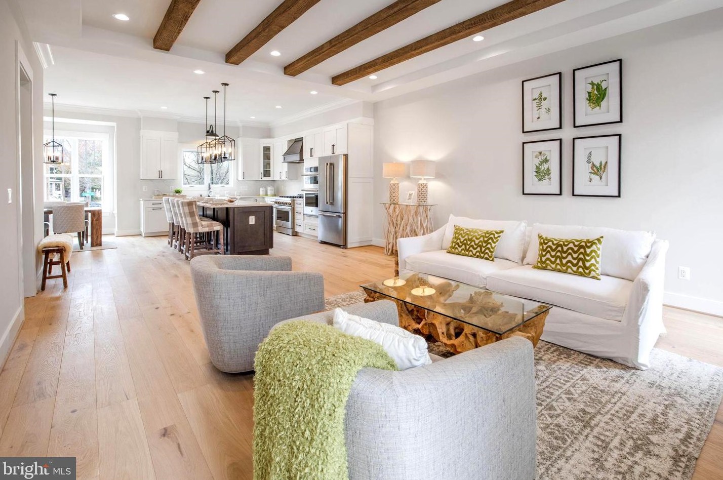 2315 Commonwealth Ave, Alexandria VA 22305-2829 exterior