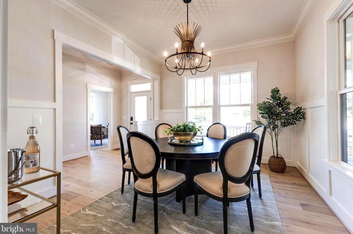 2315 Commonwealth Ave, Alexandria VA 22305-2829 exterior