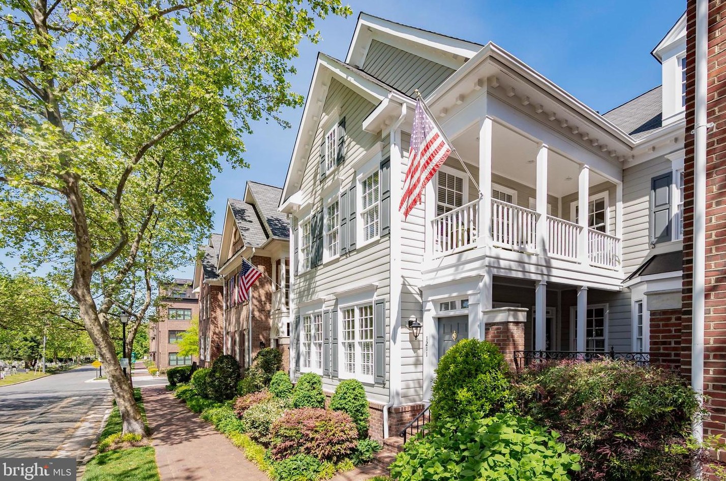 1211 Wilkes St, Alexandria, VA 22314-5907