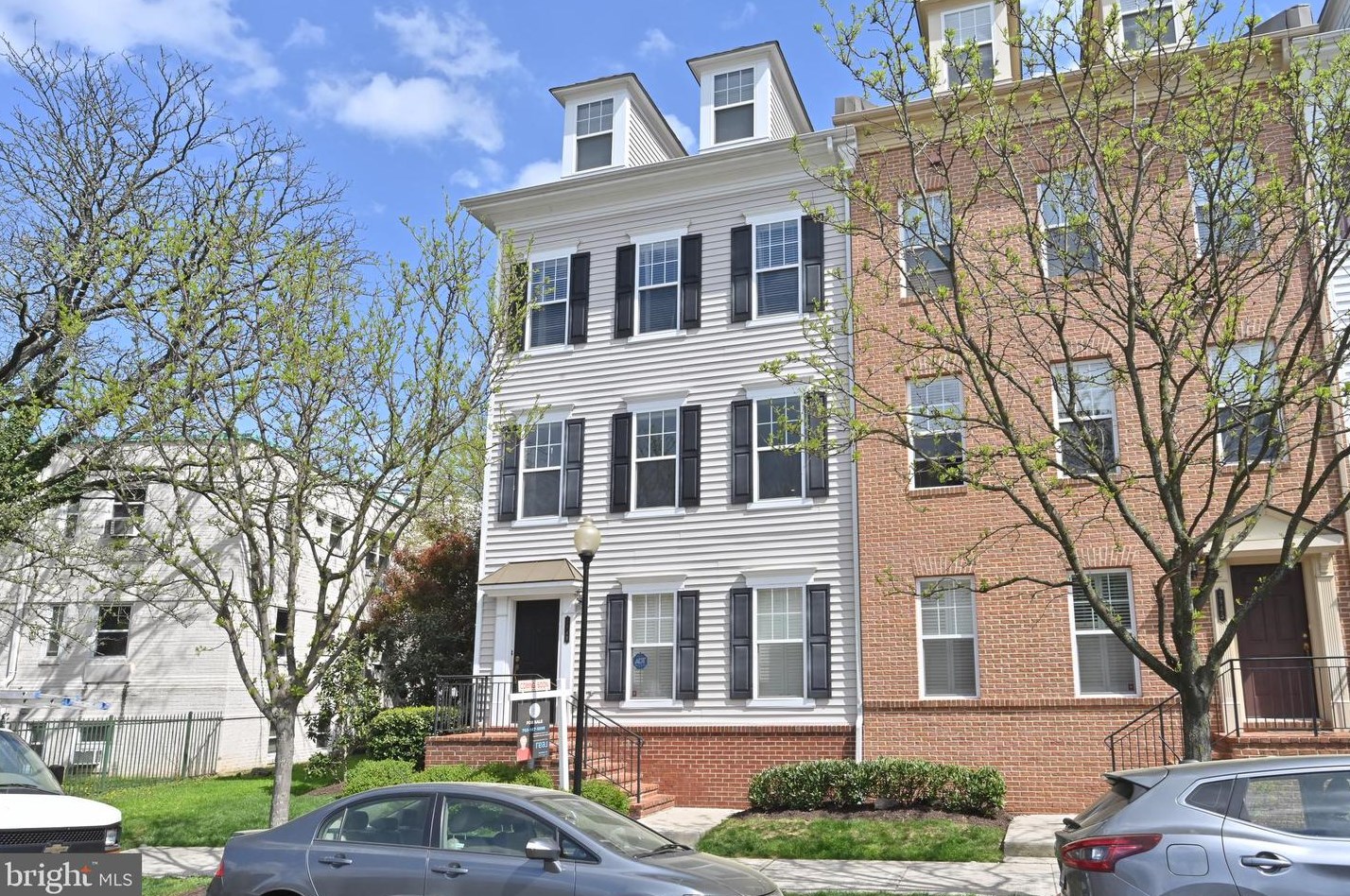 3949 Old Dominion Blvd, Alexandria VA  22305-1559 exterior