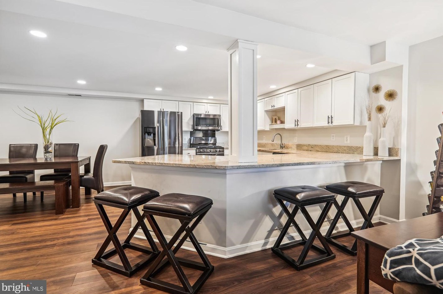 1561 N Van Dorn St, Alexandria, VA 22304