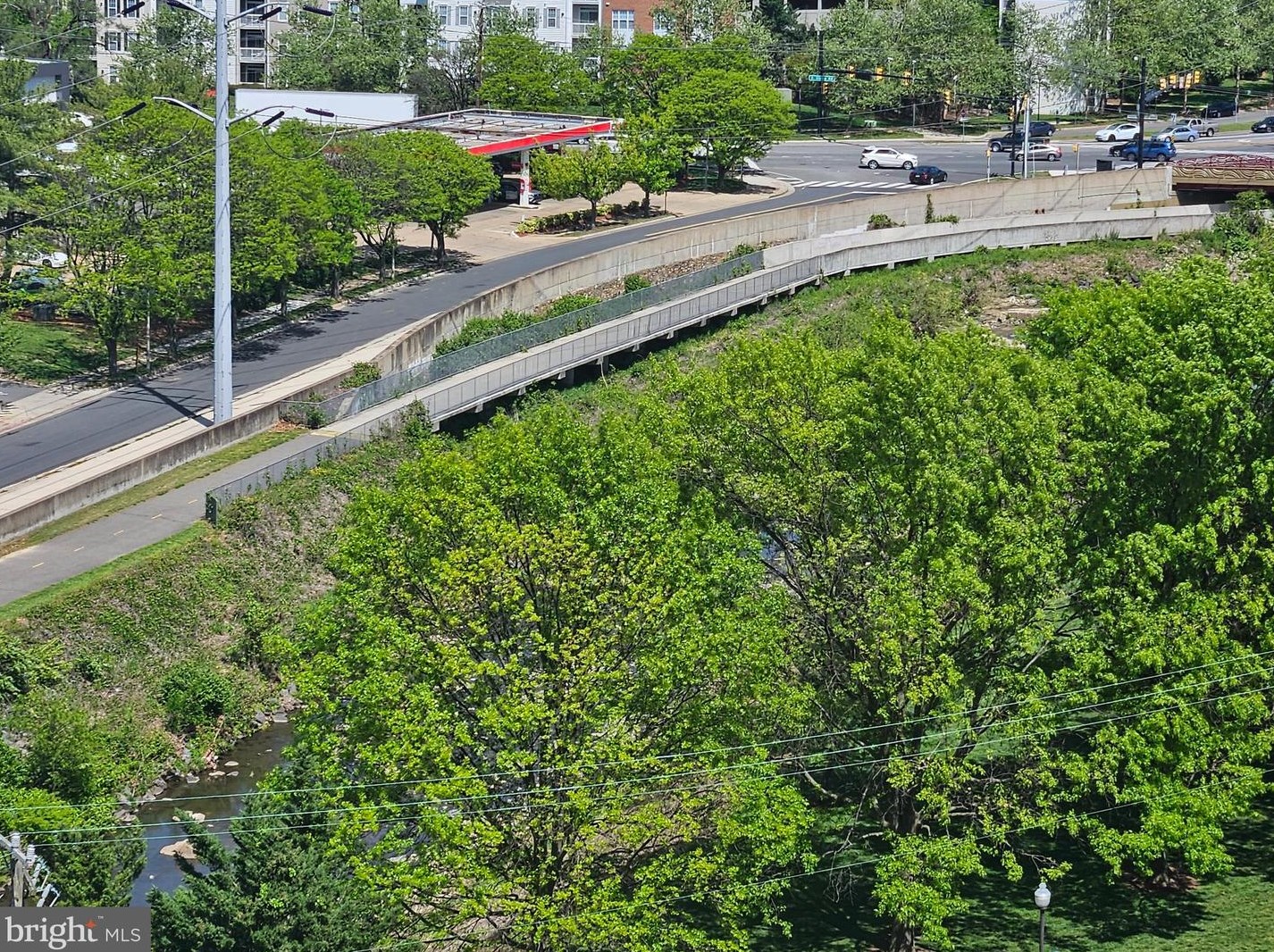 1225 Martha Custis Dr, Alexandria VA  22302-2015 exterior