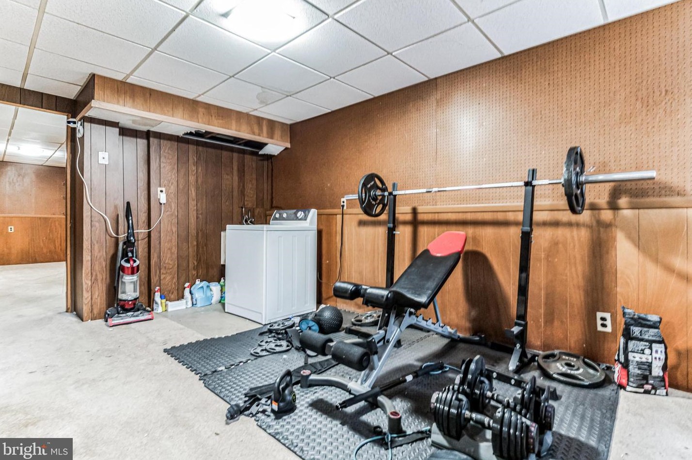 121 Jenkins St, Alexandria VA 22304-4952 exterior