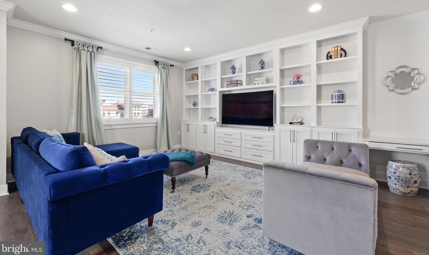 621 Bluemont Ave, Alexandria, VA 22301