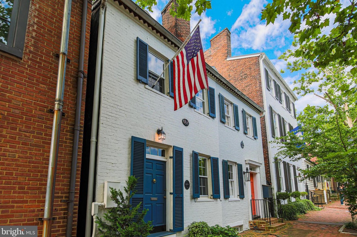 502 Cameron St, Alexandria, VA 22314