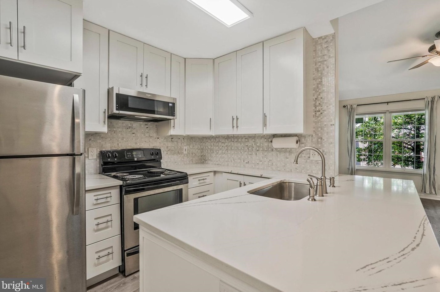 3308 Wyndham Cir #321, Alexandria, VA 22302