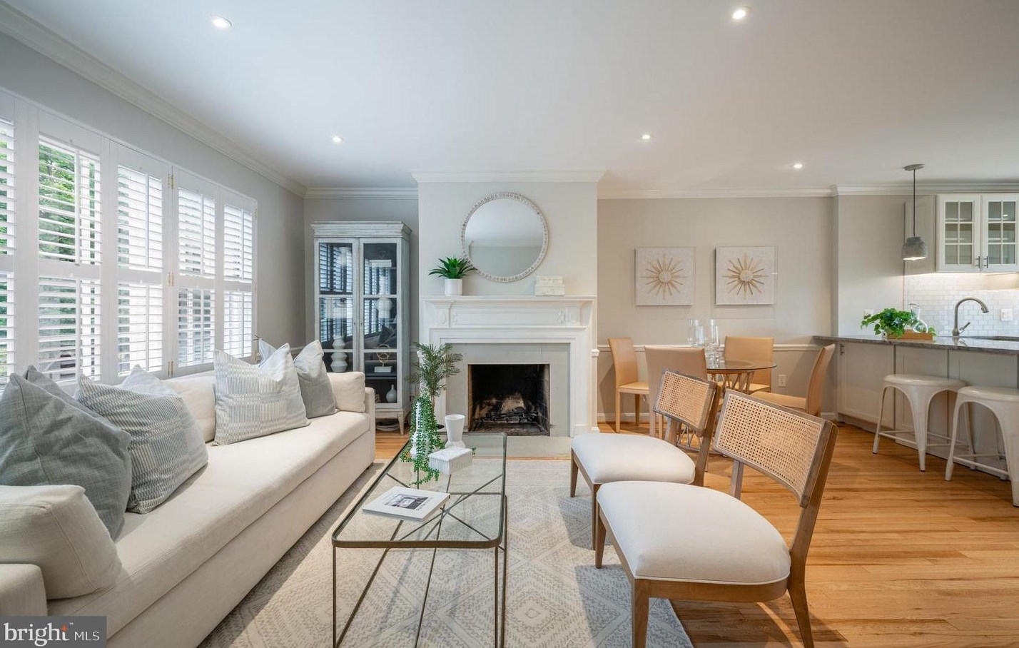 204 Green St, Alexandria VA  22314-4316 exterior