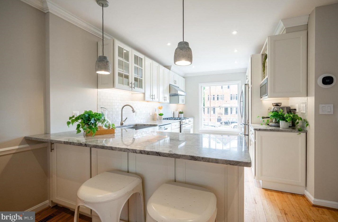 204 Green St, Alexandria VA  22314-4316 exterior