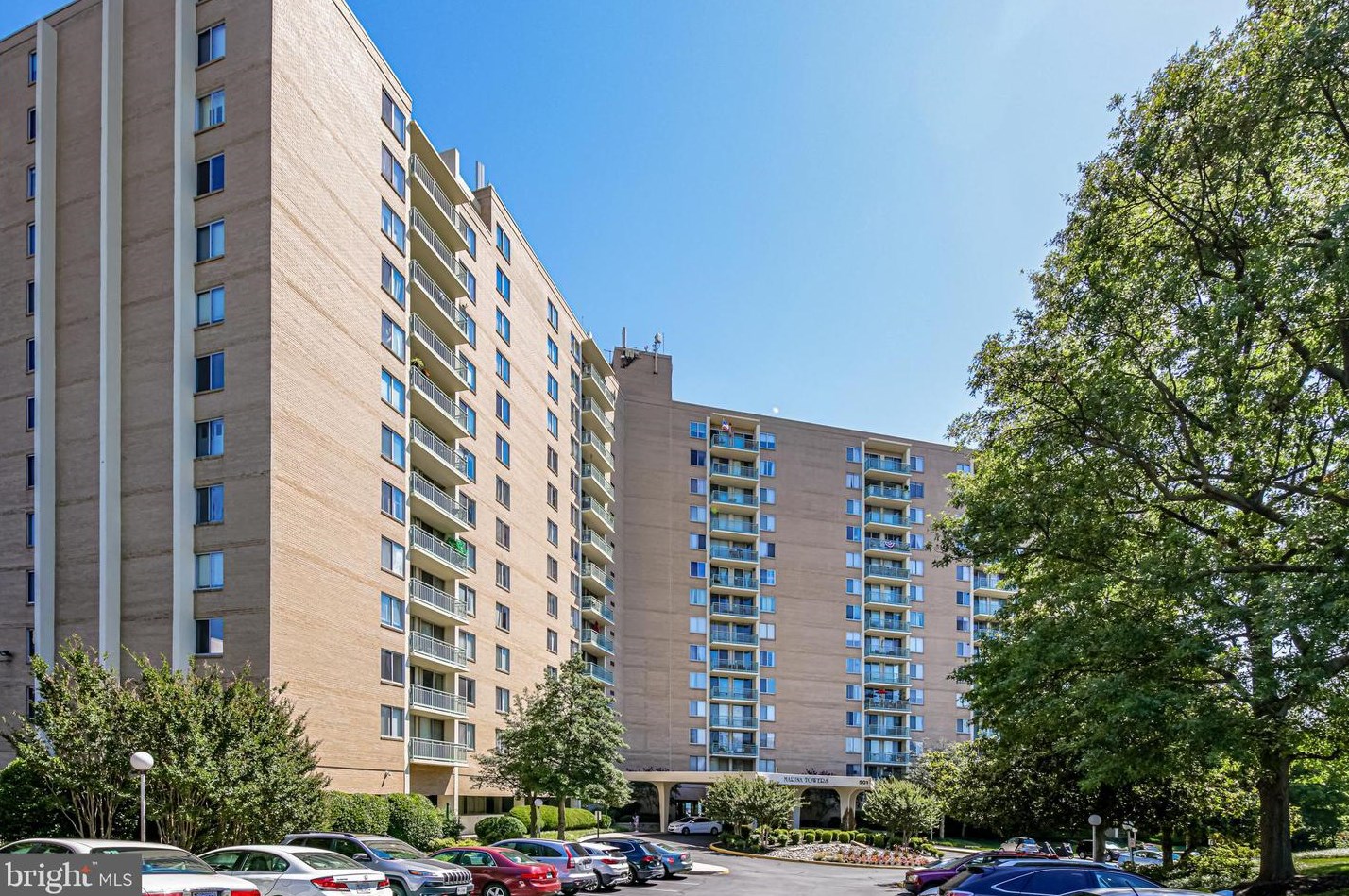 501 Slaters Ln #306, Alexandria, VA 22314