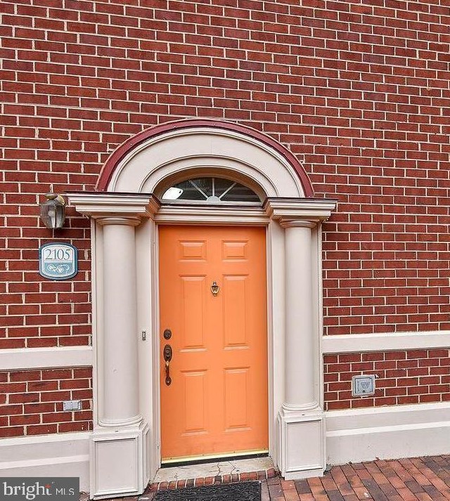 2105 Jamieson Ave, Alexandria, VA 22314