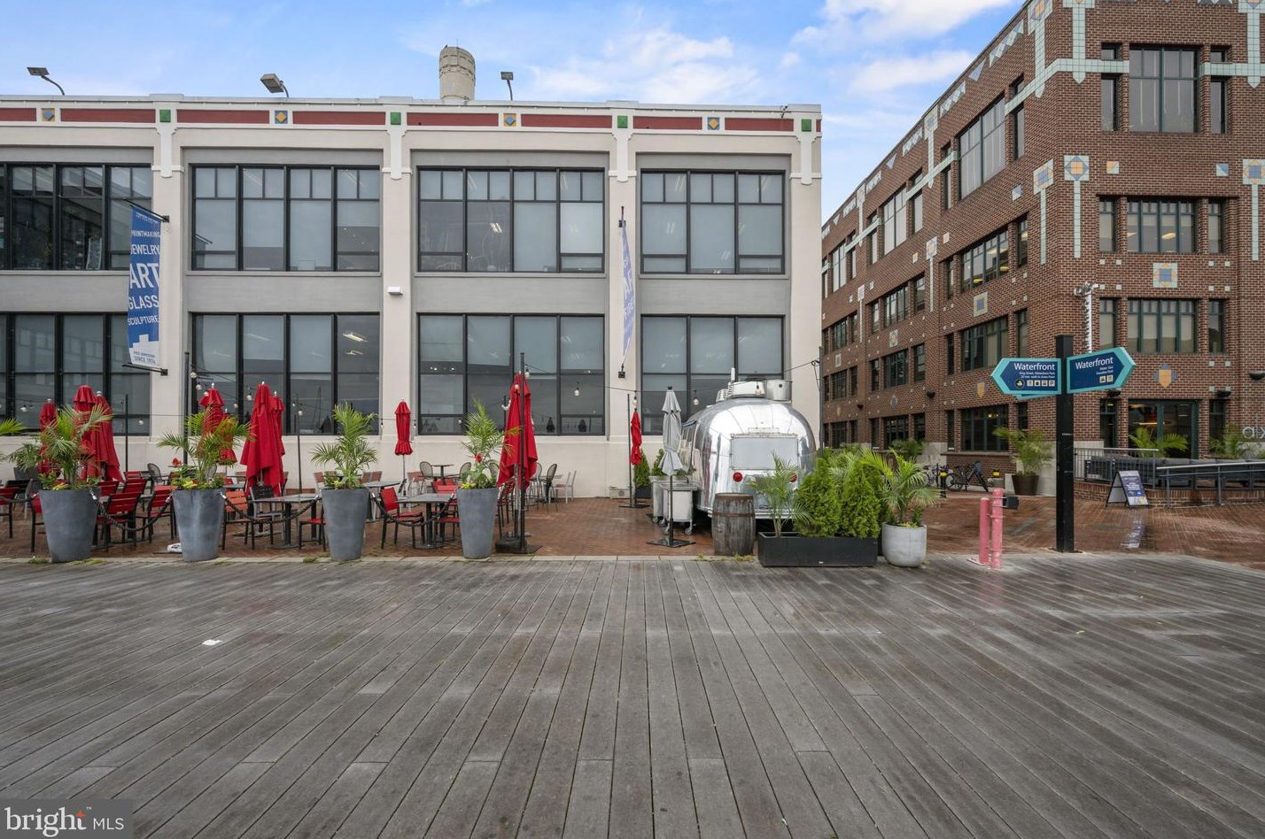 123 Moncure Dr, Alexandria VA 22314-4965 exterior