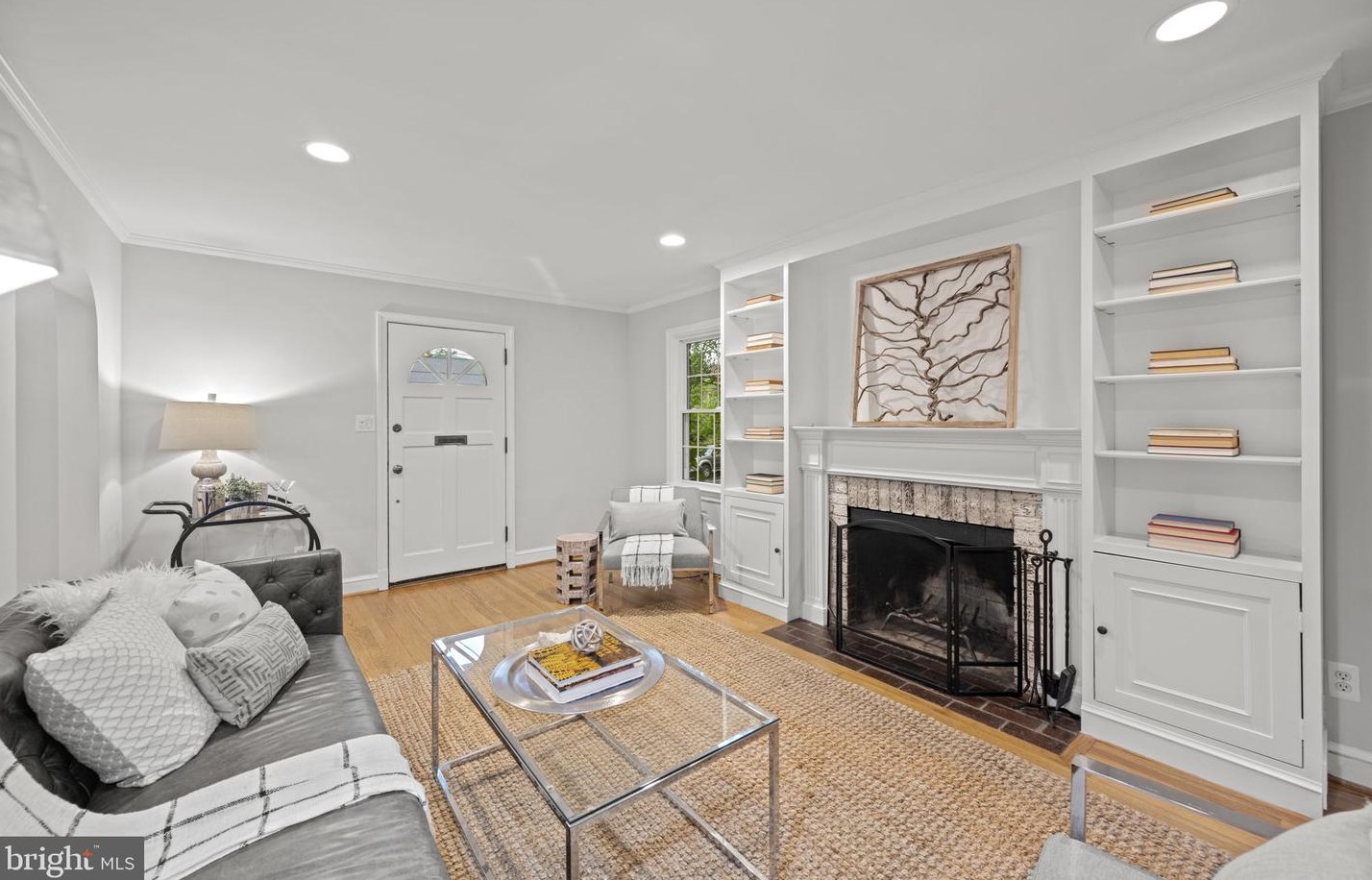 123 Moncure Dr, Alexandria VA 22314-4965 exterior