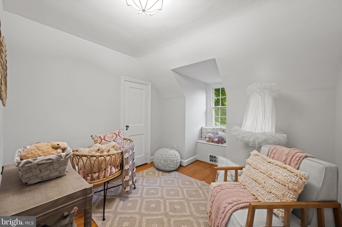 123 Moncure Dr, Alexandria VA 22314-4965 exterior