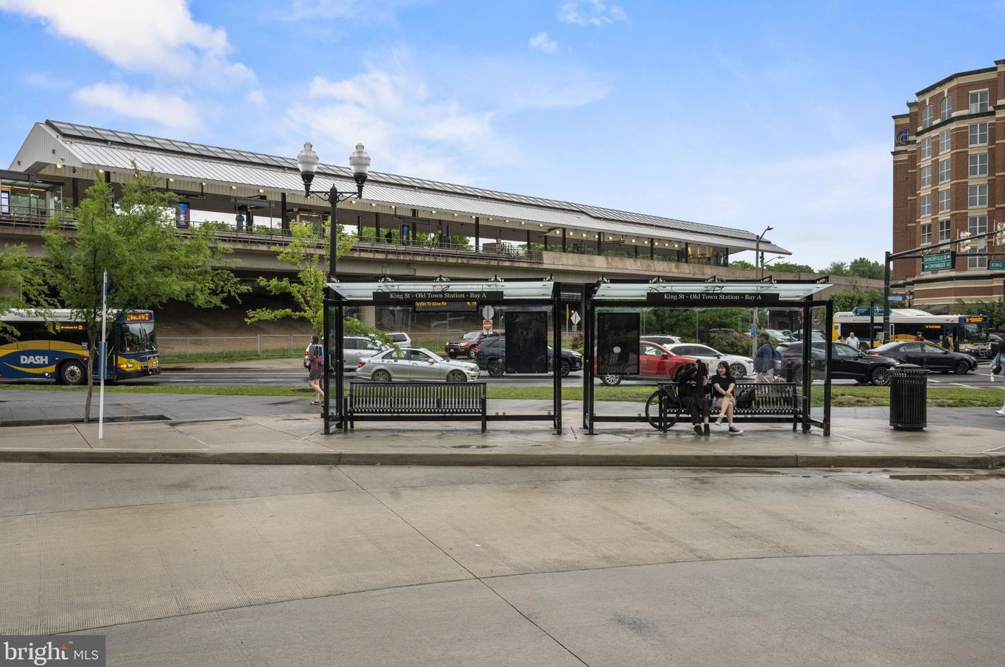 123 Moncure Dr, Alexandria VA 22314-4965 exterior