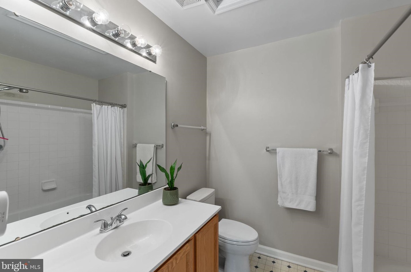 140 Ingle Pl, Alexandria VA 22304-7602 exterior