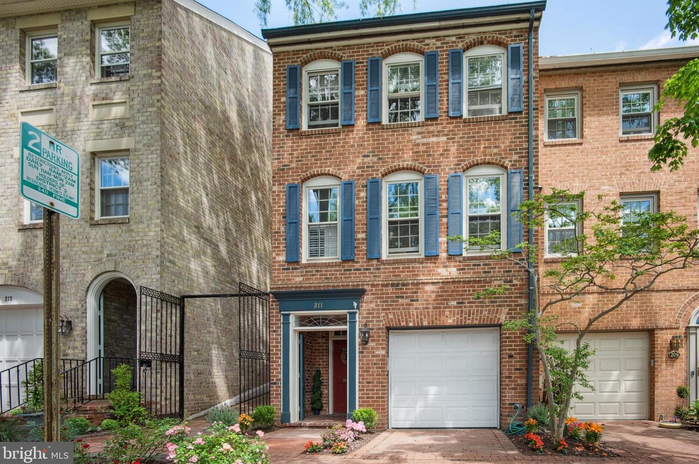 211 Princess St, Alexandria, VA 22314-2326