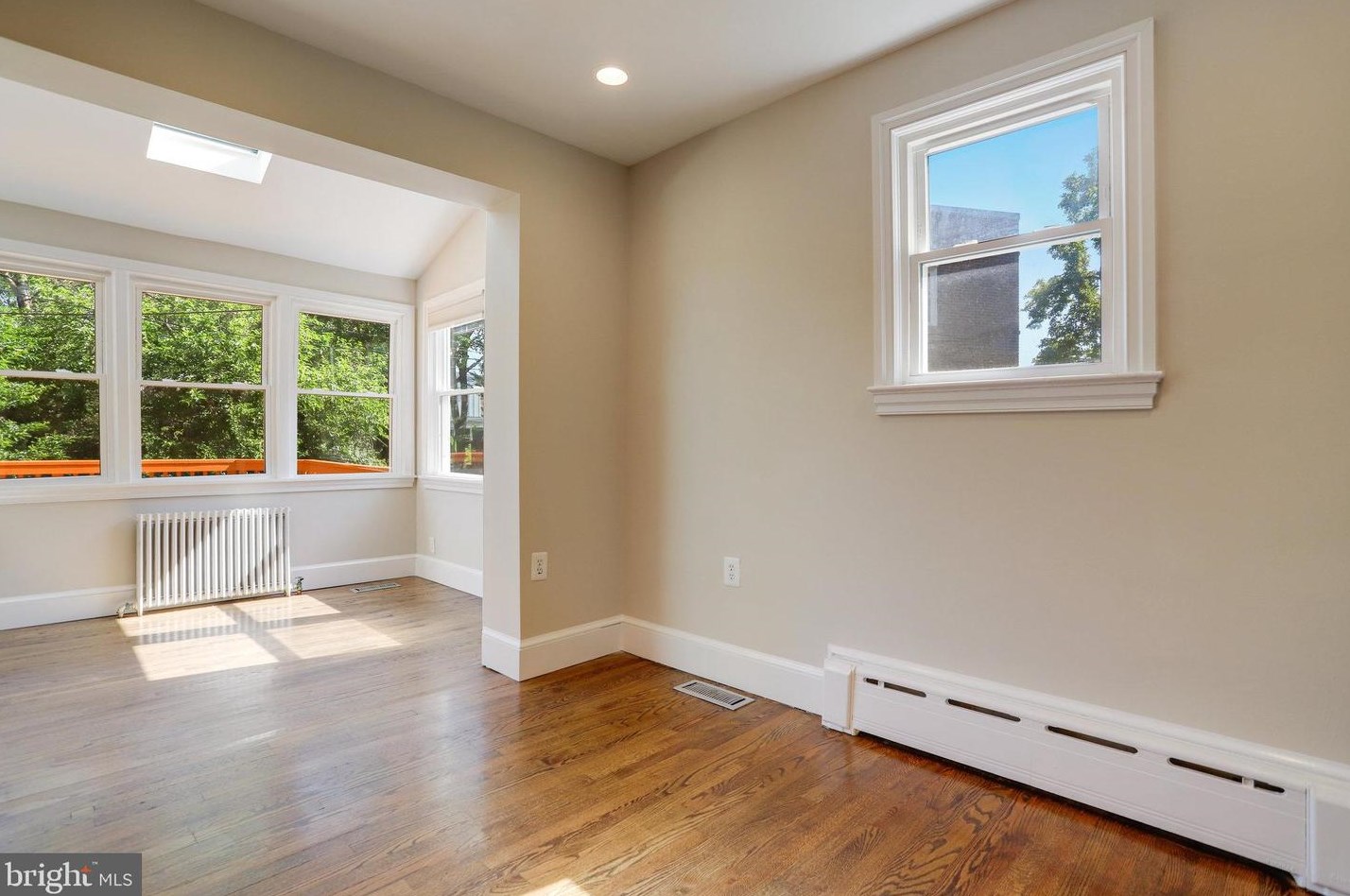 124 Maple St, Alexandria VA 22301-2605 exterior