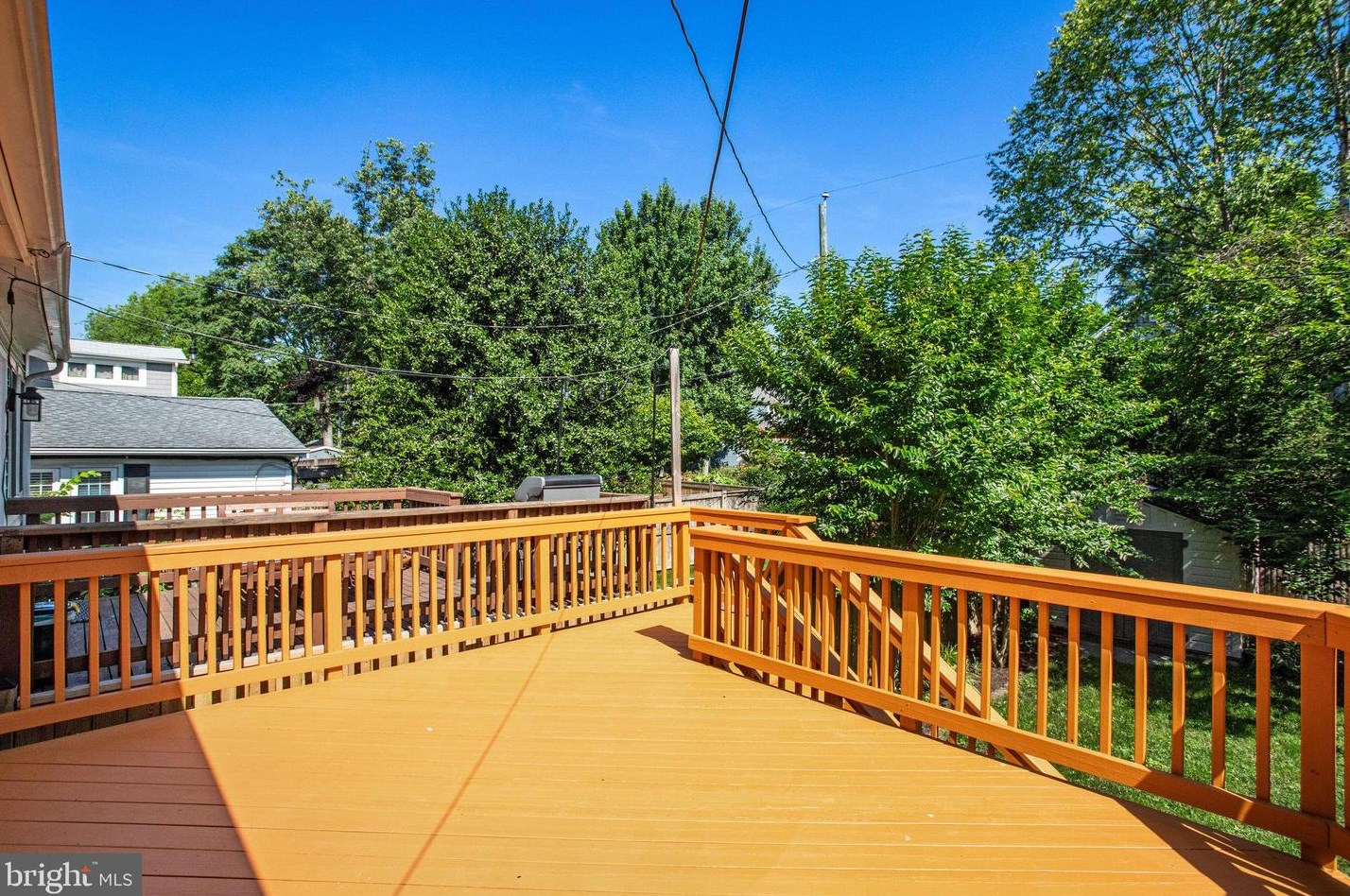 124 Maple St, Alexandria VA 22301-2605 exterior