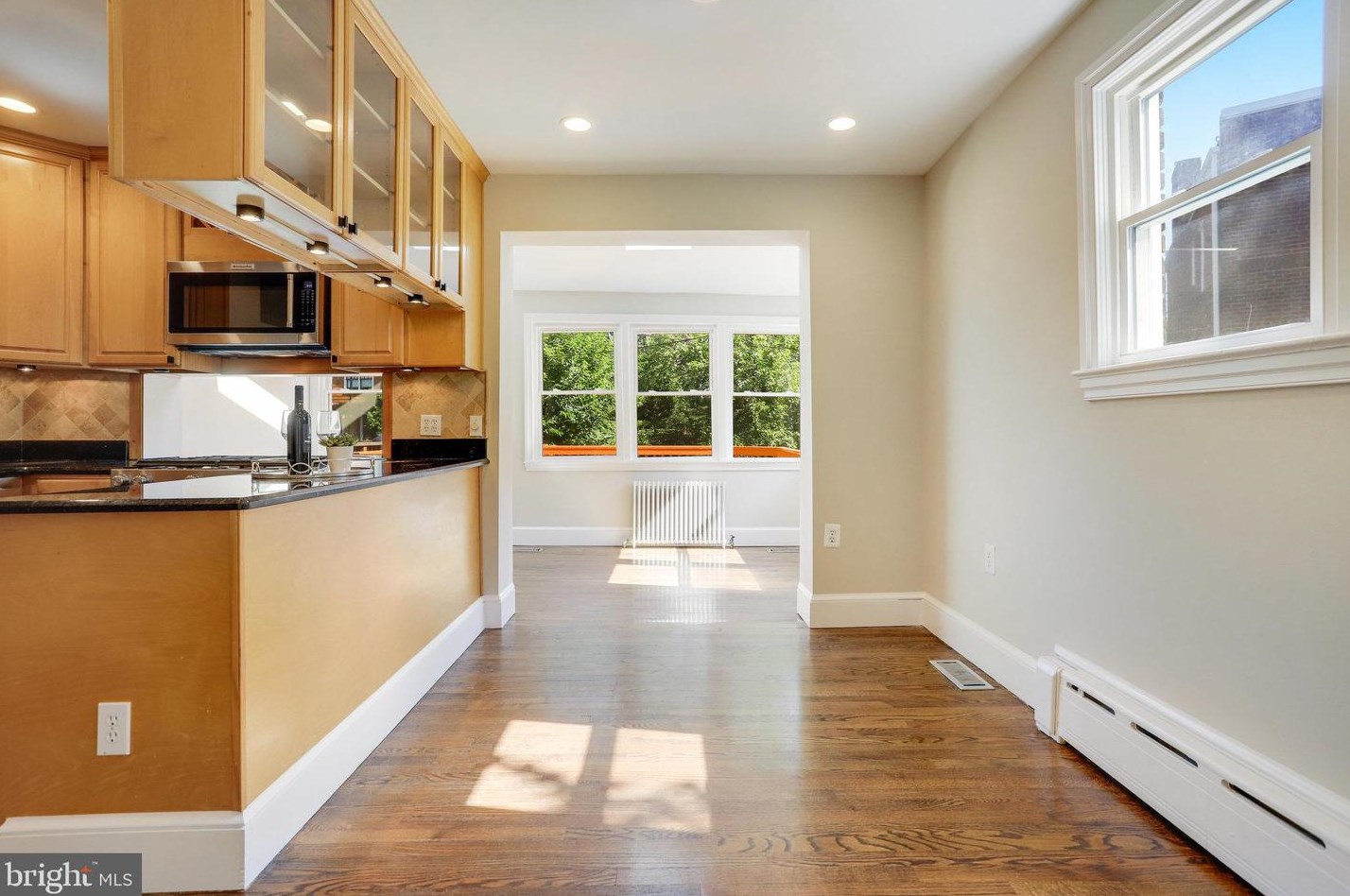 124 Maple St, Alexandria VA 22301-2605 exterior