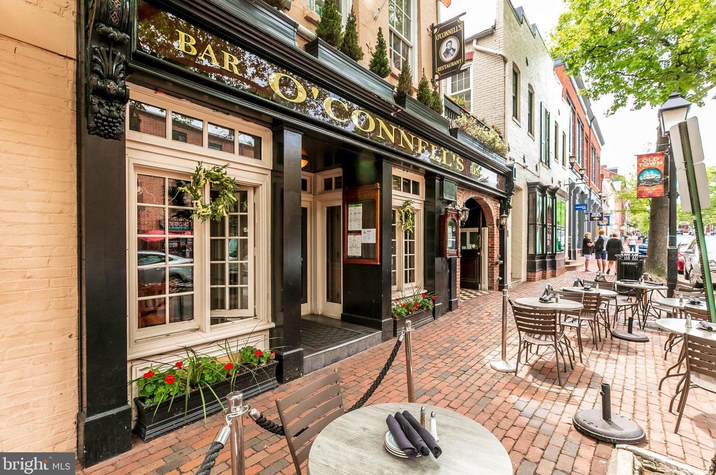 124 Maple St, Alexandria VA 22301-2605 exterior