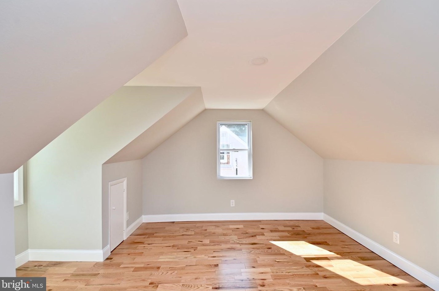 148 Moncure Dr, Alexandria VA 22314-4946 exterior