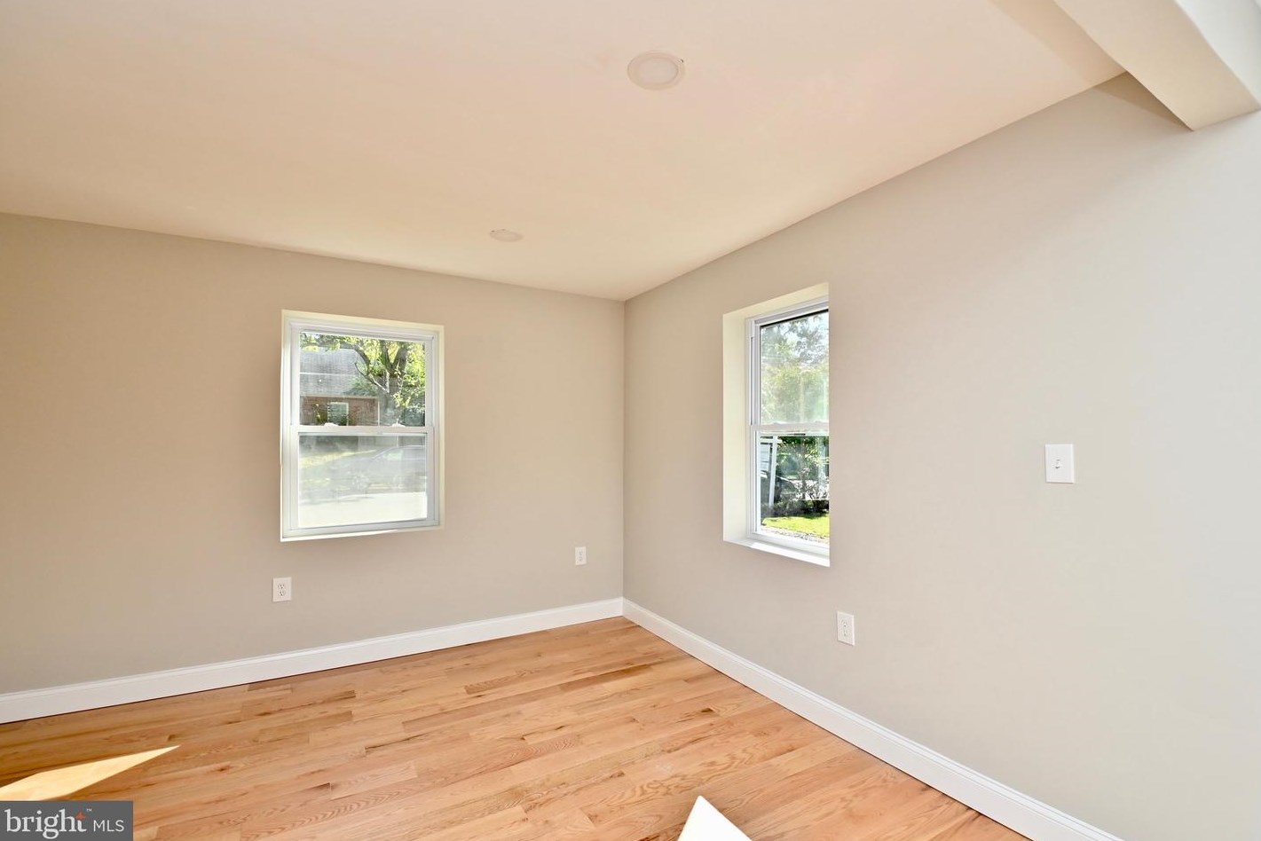 148 Moncure Dr, Alexandria VA 22314-4946 exterior