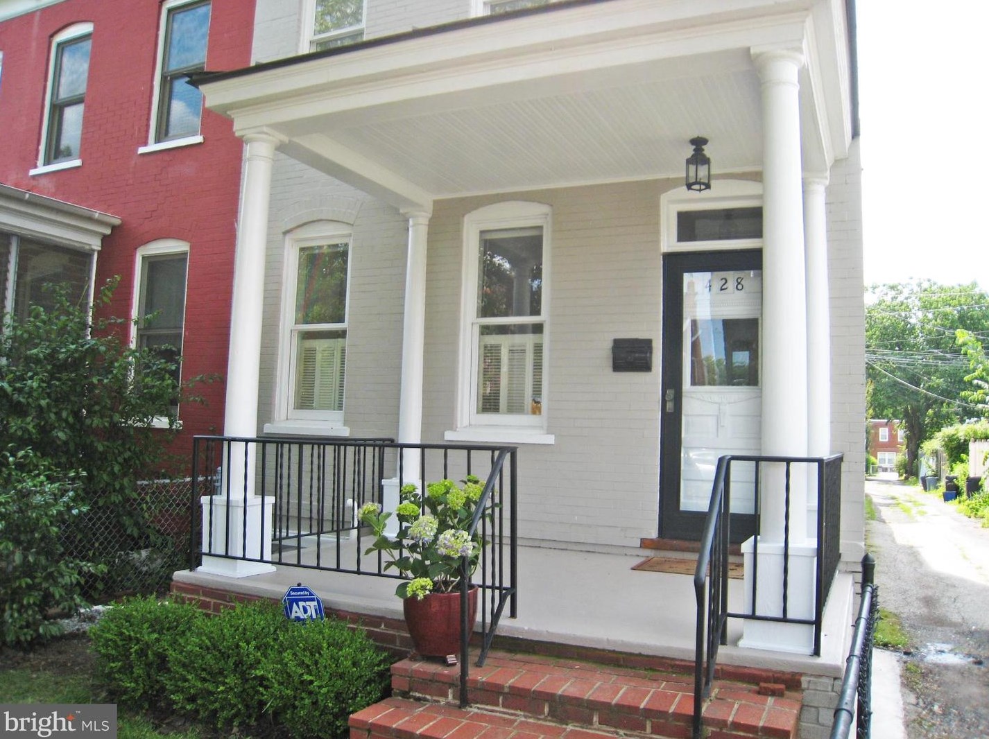 428 Fayette St, Alexandria, VA 22314-2229