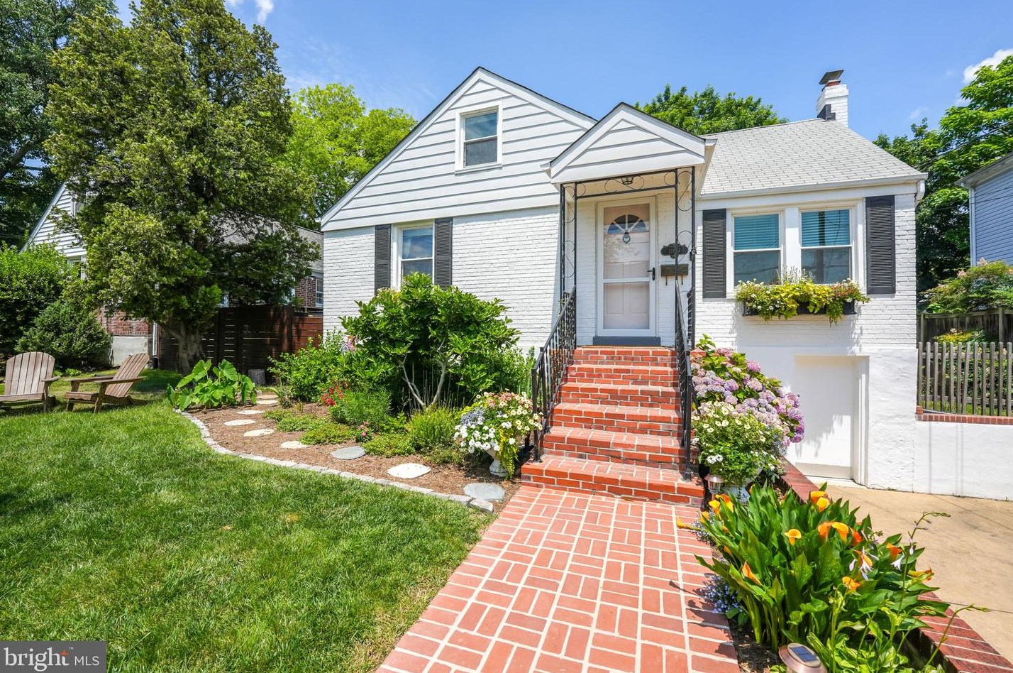 1109 Cross Dr, Alexandria, VA 22302-3104
