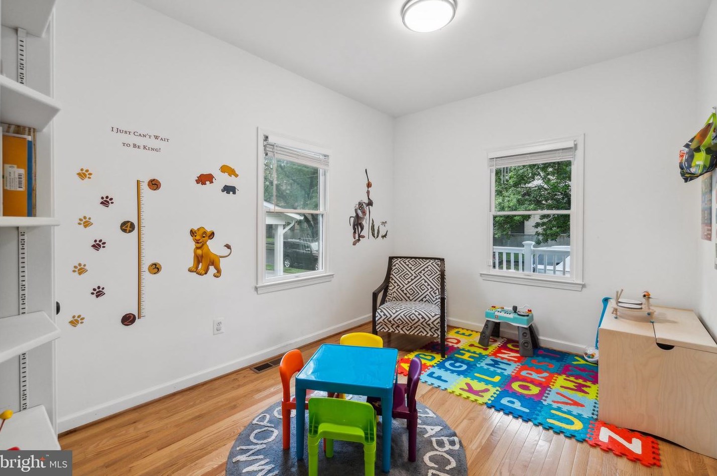 302 Alexandria Ave, Alexandria VA  22302-4203 exterior