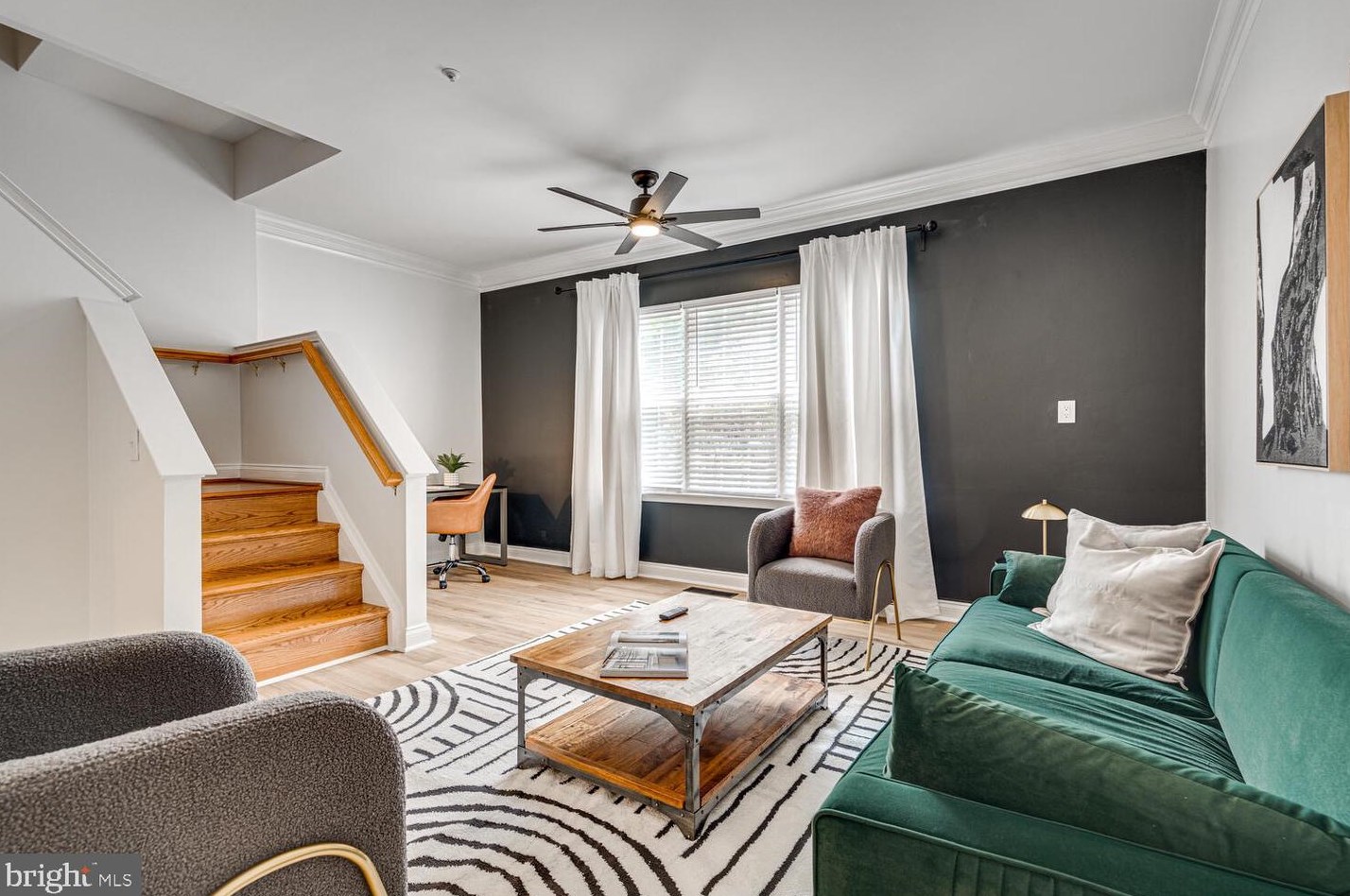 3807 Watkins Ml Dr, Alexandria VA 22304-6444 exterior