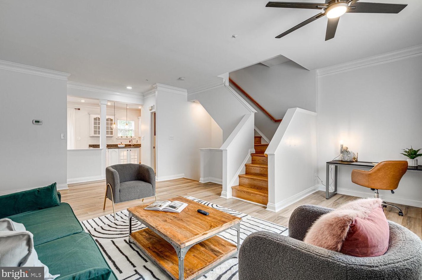 3807 Watkins Ml Dr, Alexandria VA 22304-6444 exterior