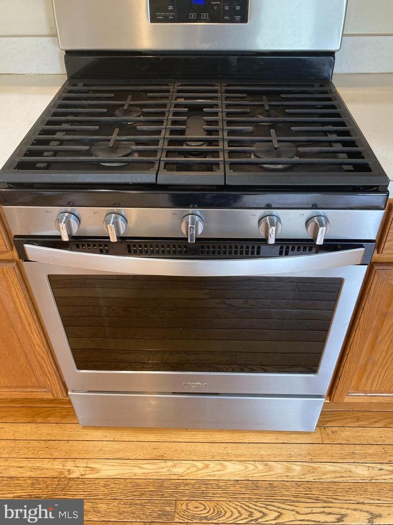 3819 White Post Ct, Alexandria VA 22304-6357 exterior