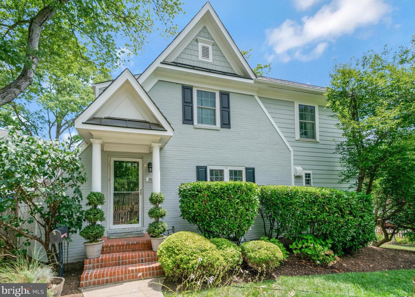 3501 Norris Pl, Alexandria, VA 22305-1743