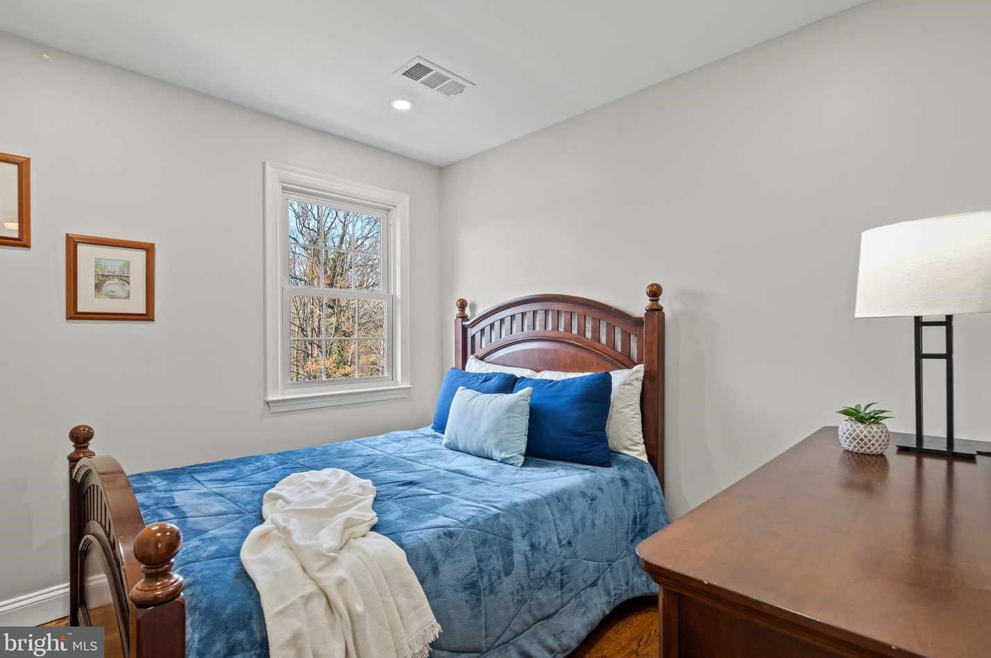 900 Howard St, Alexandria VA  22304-1624 exterior