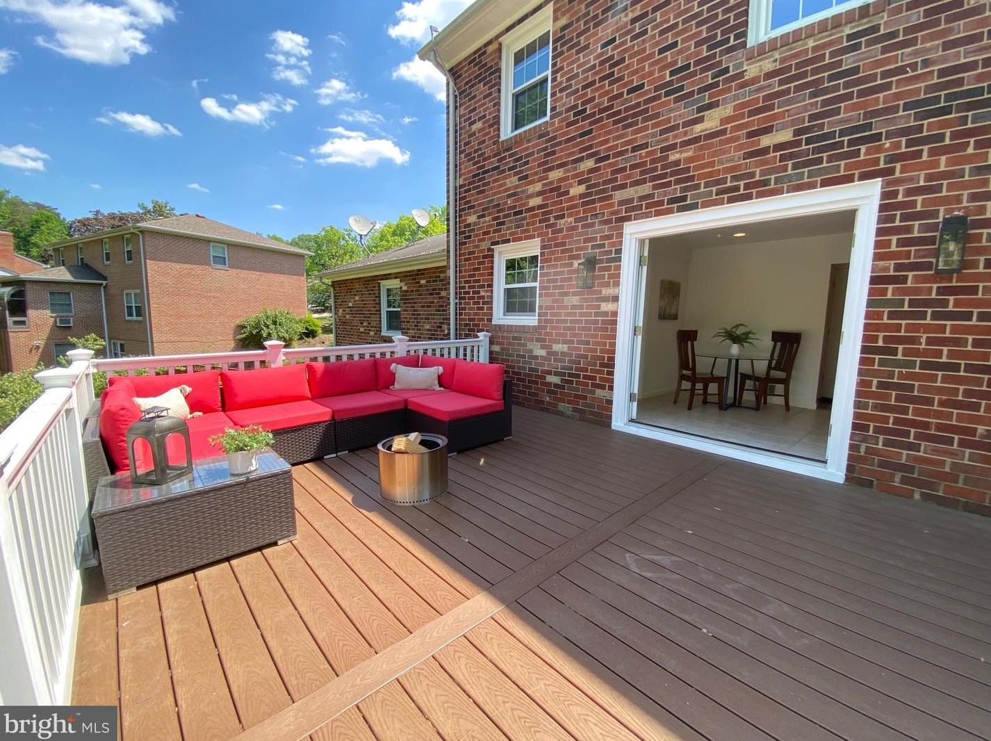 900 Howard St, Alexandria VA  22304-1624 exterior