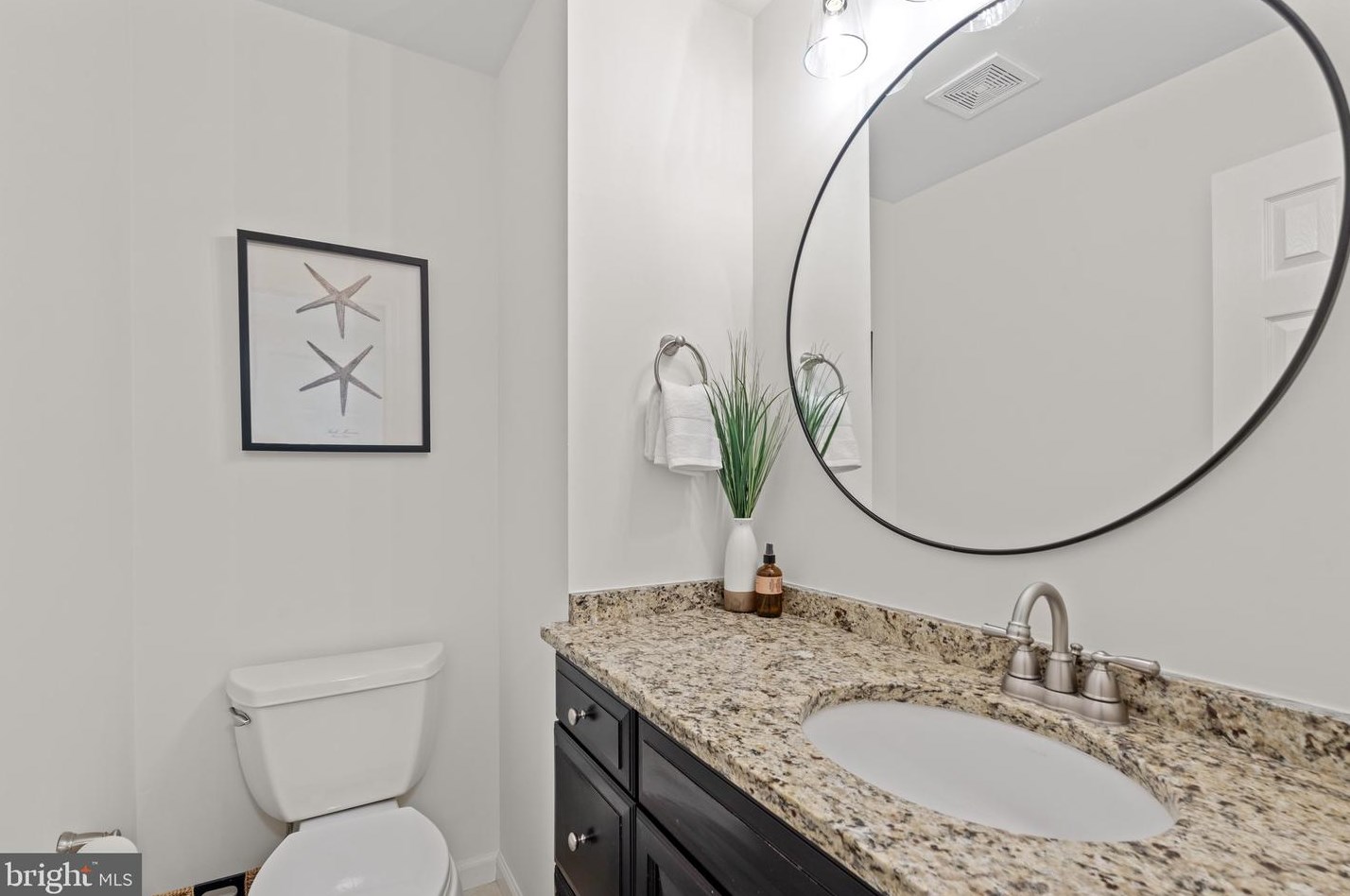 900 Howard St, Alexandria VA  22304-1624 exterior