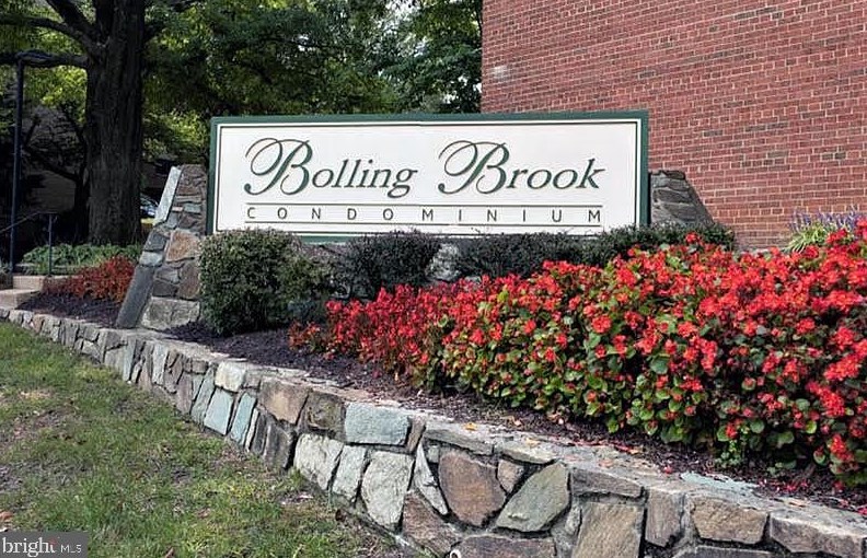 3310 28th St, Alexandria VA 22302-1334 exterior