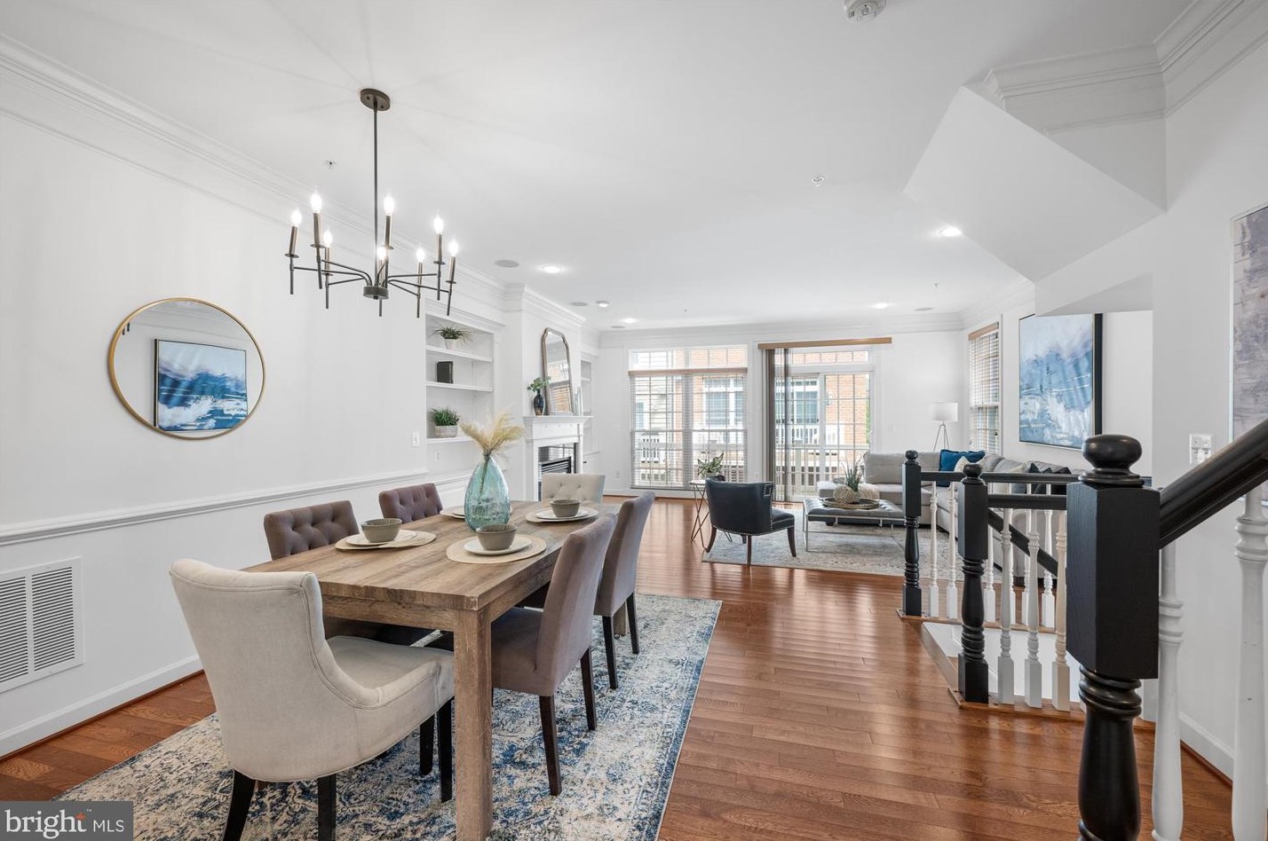 5229 Harold Secord St, Alexandria, VA 22304